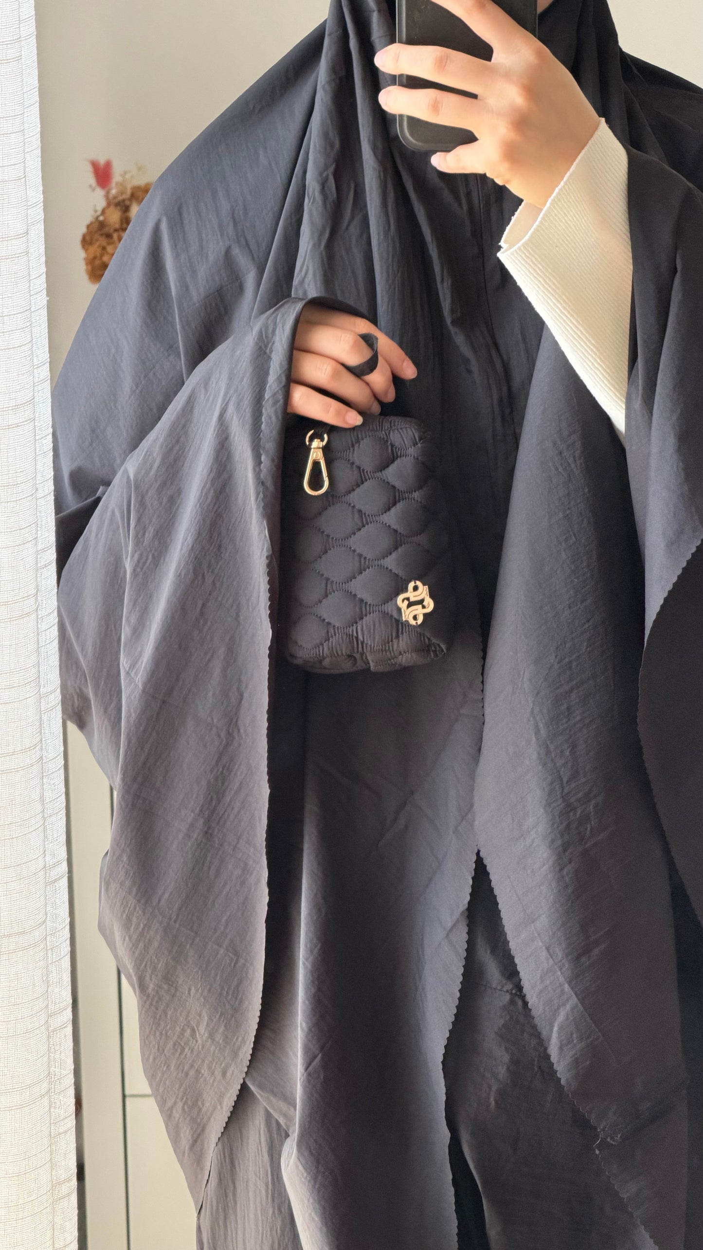 Raha Black